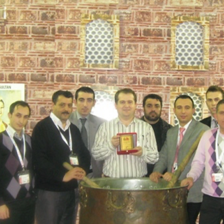  Global Branding Team